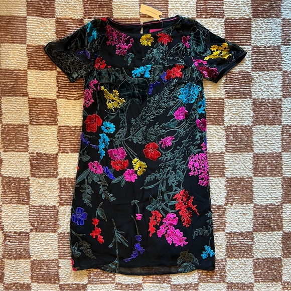 NWT Anthropologie Maeve Alisa Burnout Velvet Tee Dress Black Mini Short Sleeve - Picture 1 of 4